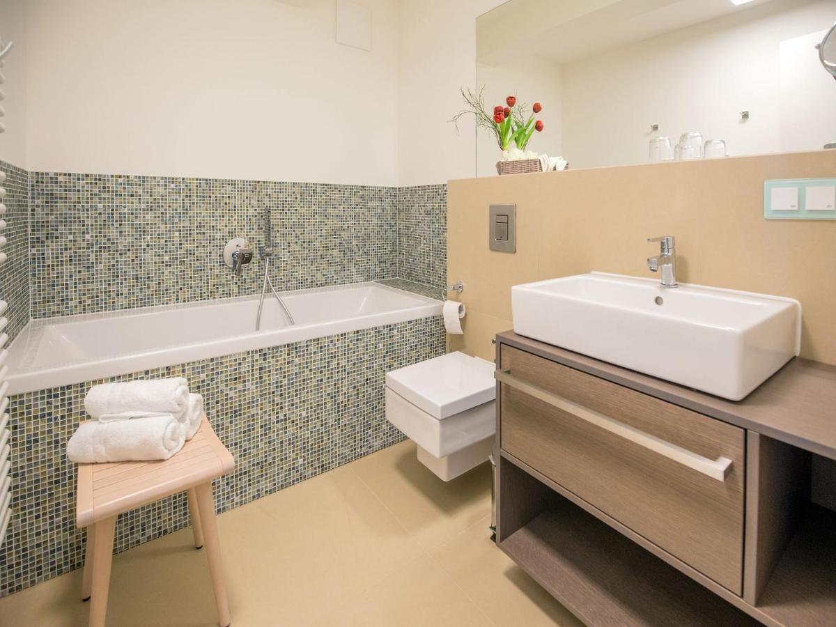 Duenenresidenz Prora - Ferienwohnung Mit Meerblick, 2 Schlafzimmern Und Balkon Np-304 Binz Buitenkant foto